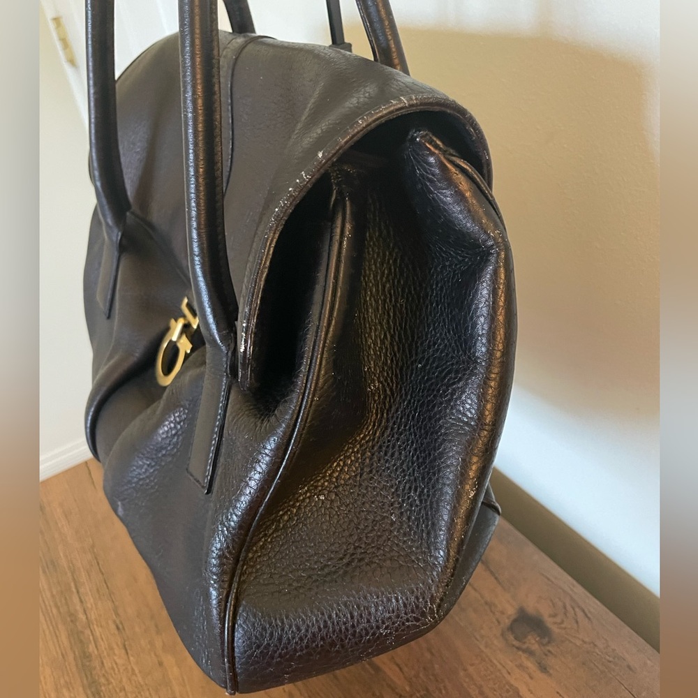 SALVATORE FERRAGAMO Black Leather Gancini Satchel Flap Bowler Bag Italy - Picture 6 of 17
